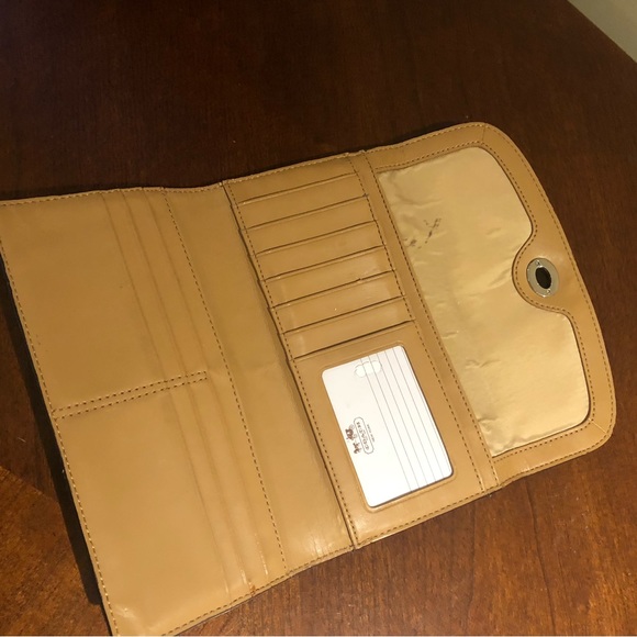 Coach Leather Wallet - Tri-fold Turnlock - Royal Blue - Picture 4 of 5